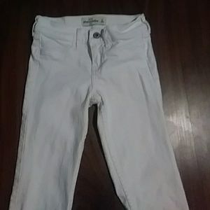 Abercrombie white jean